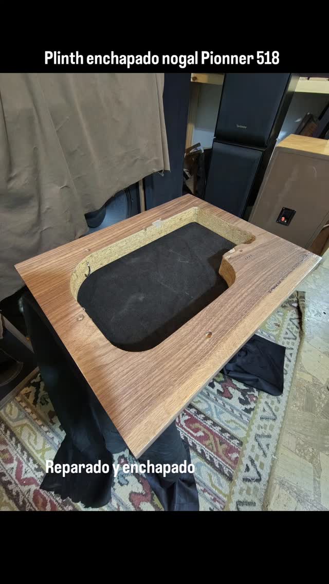Plinth para bandejas giradiscos
